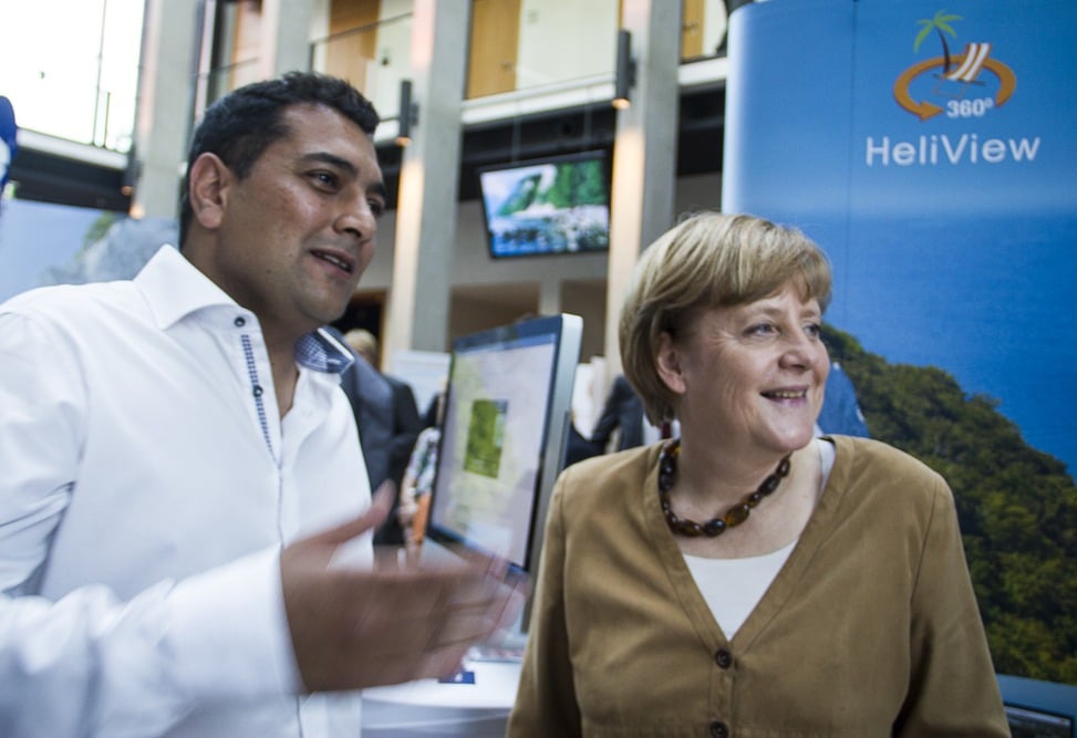 HeliView amazes the Federal Chancellor Angela Merkel